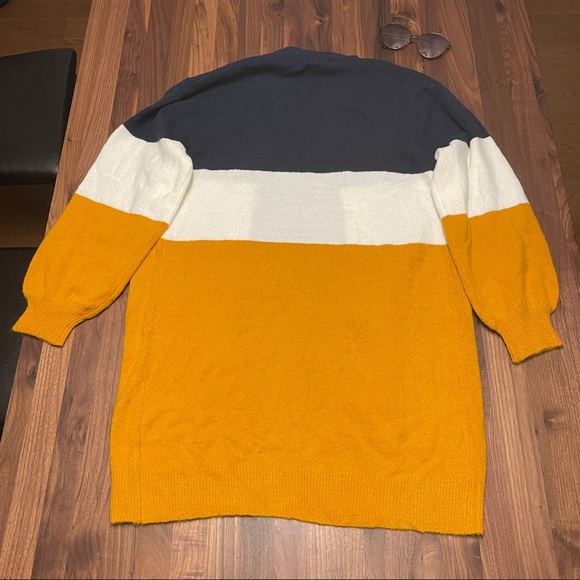 OkNever worn tricolor cardigan ( navy blue, white and yellow) size XL - Picture 2 of 7